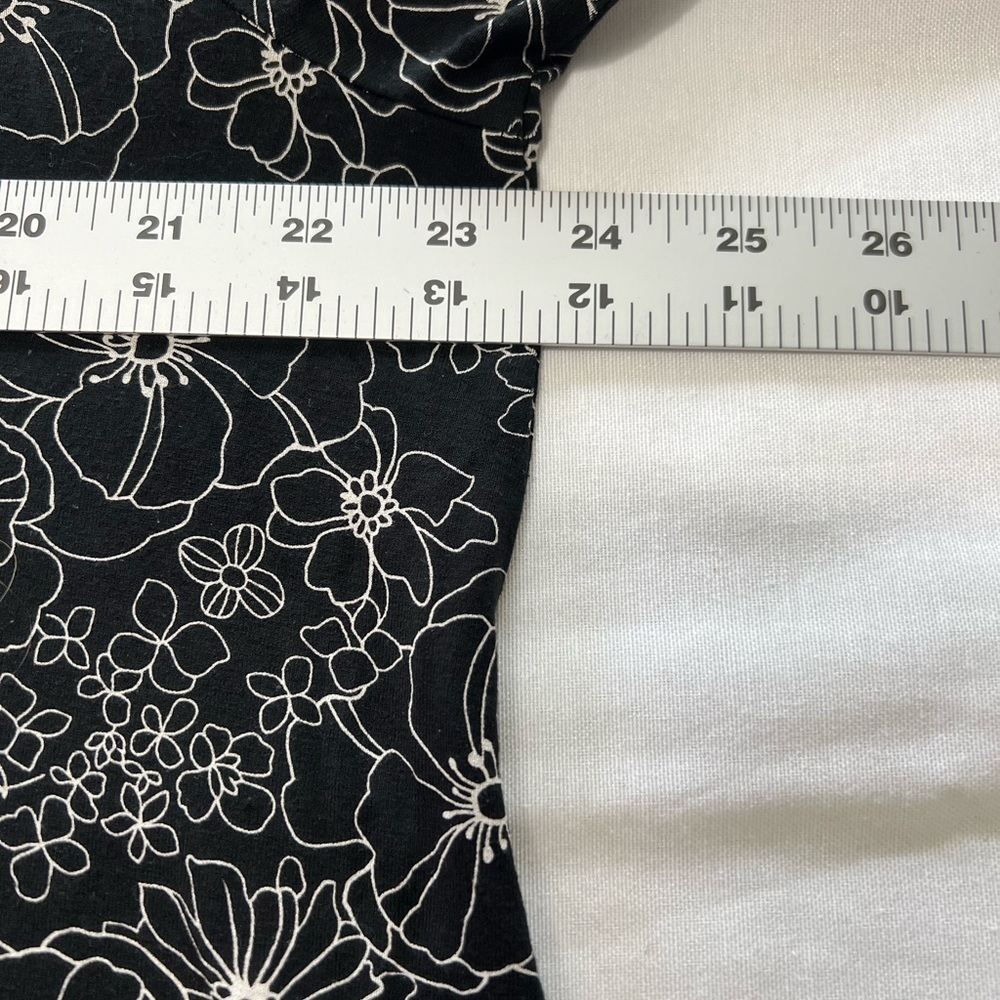 J Jill black and white floral top, XL - Picture 7 of 9